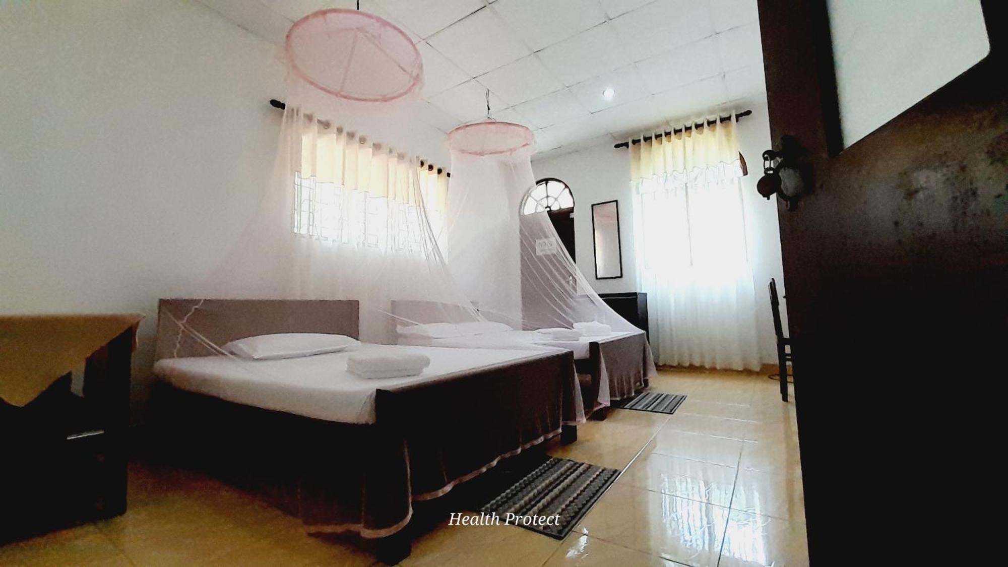 Le Meridien Bnb For Foreign Travelers Negombo Exterior foto